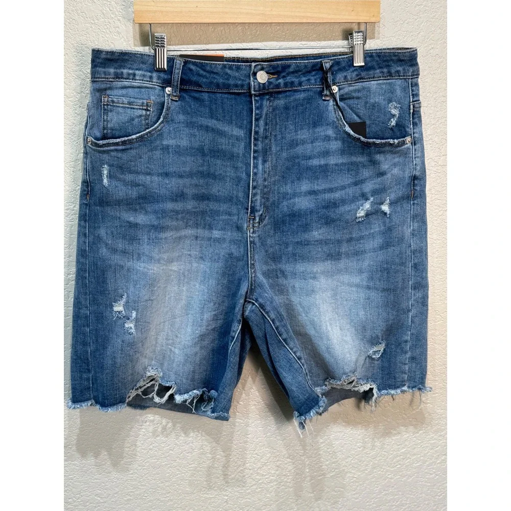 RISEN Women 3XL High Waist Distressed Denim Cut Off Long Jean Shorts NWT